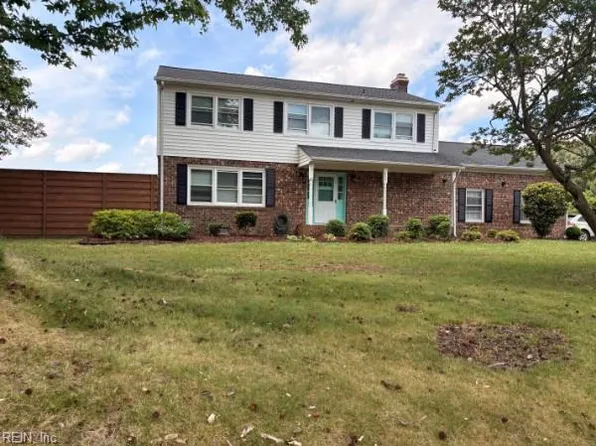 3501 Kings Lake Dr, Virginia Beach, VA 23452