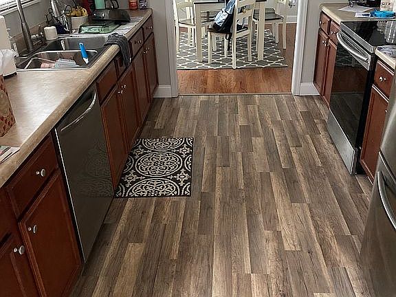 4th image of 7631 Freedom Ln