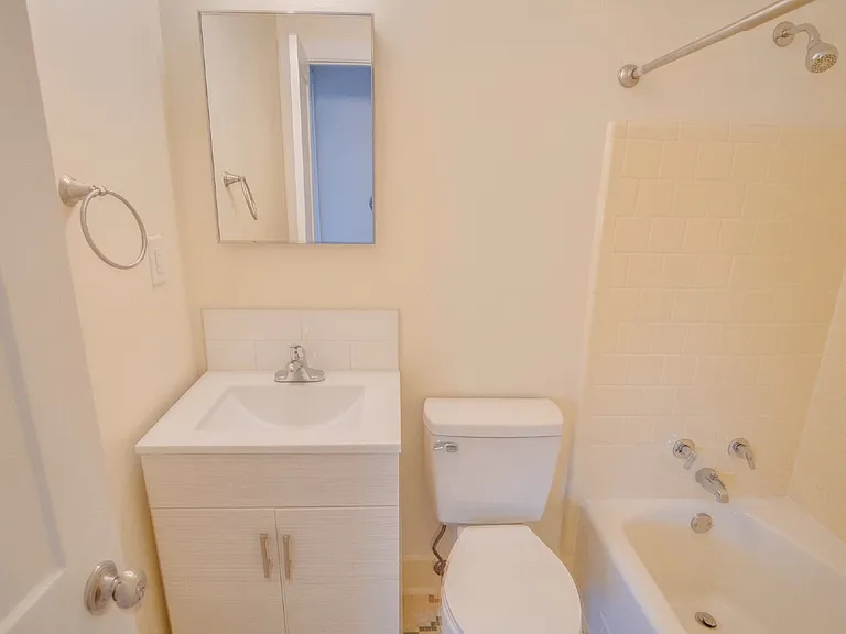 3371 Wellington Rd — Photo 25