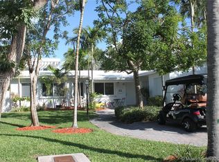 217 W Enid Dr, Key Biscayne, FL 33149