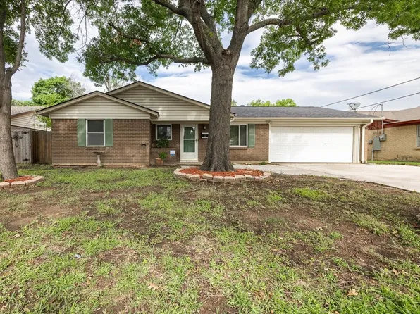 604 S Mills Dr, Euless, TX 76040