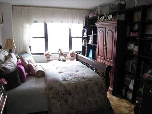 Rented by Corcoran | media 16