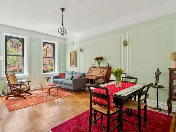 277 Washington Ave APT 2B, Brooklyn, NY 11205