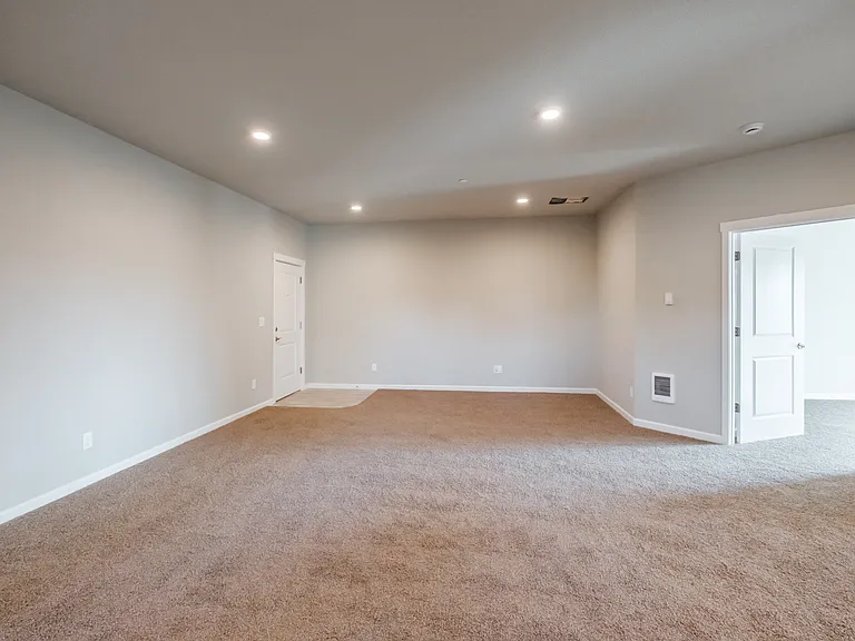 4125 Market St NE — Photo 19