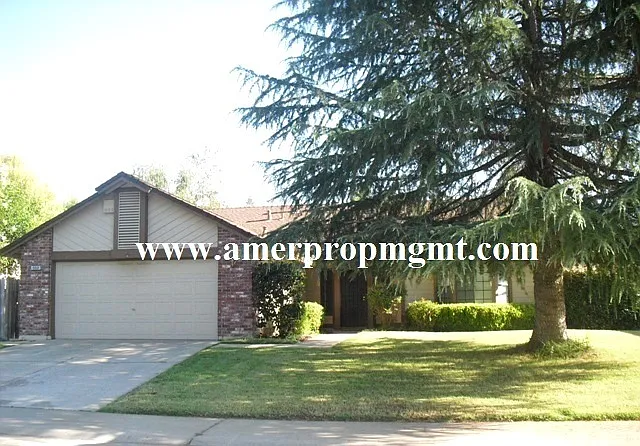 10009 Ravens Way photo 1