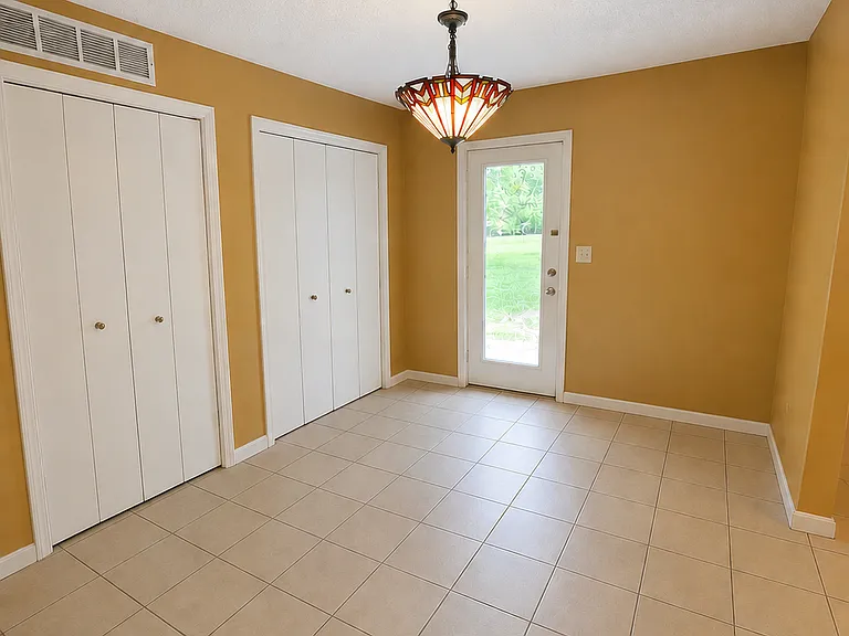 3805 S Valmore Ave — Photo 12