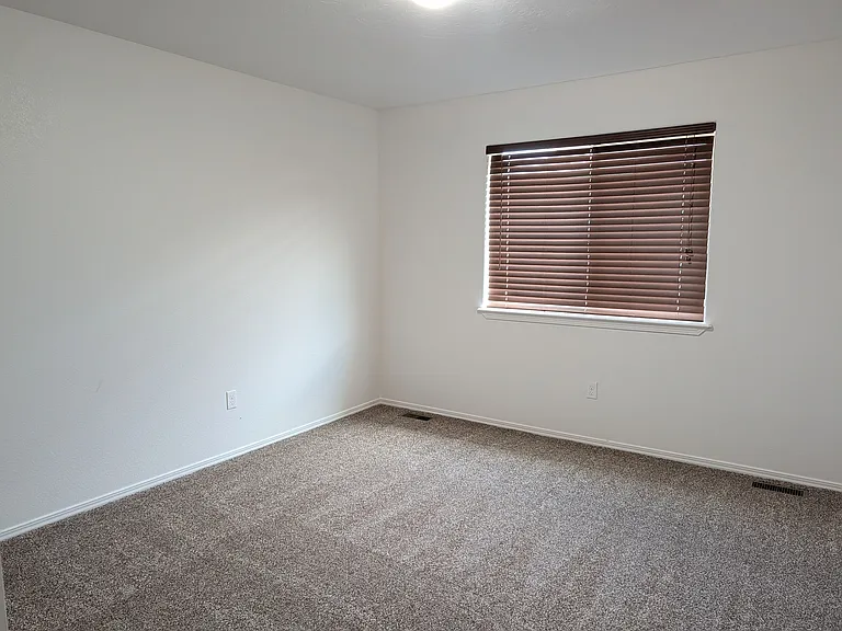 5320 Dynasty Ave — Photo 13