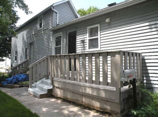 1013 N 12th St, Sheboygan Fls, WI 53081