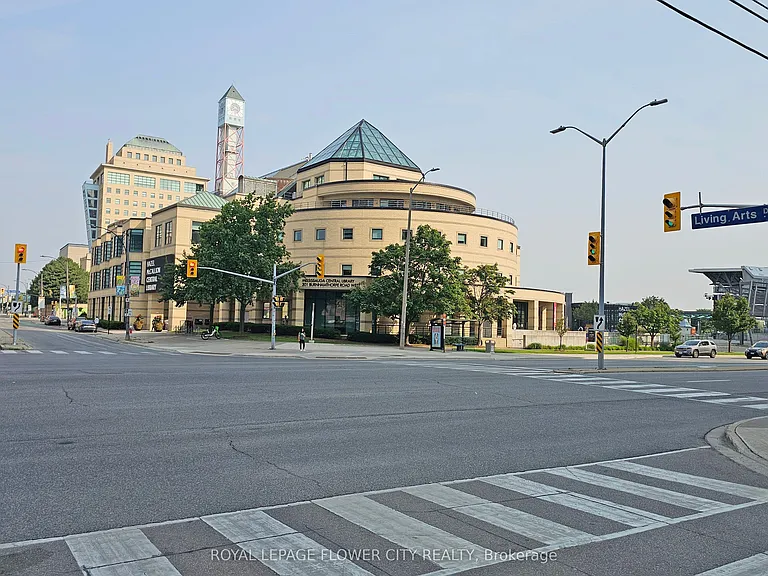 330 Burnhamthorpe Rd W #1902 — Photo 44