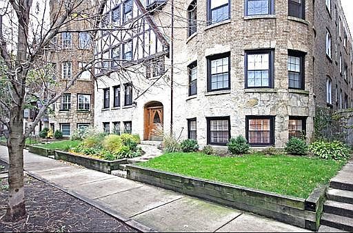 1st image of 7448 N Hoyne Ave