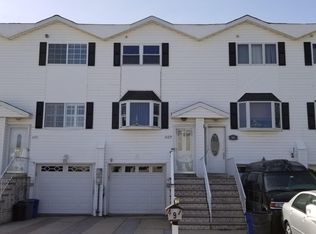 497 Medina St, Staten Island, NY