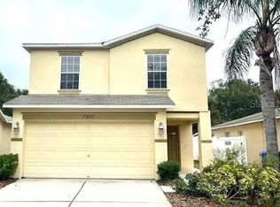 7850 Carriage Pointe Dr, Gibsonton, FL 33534