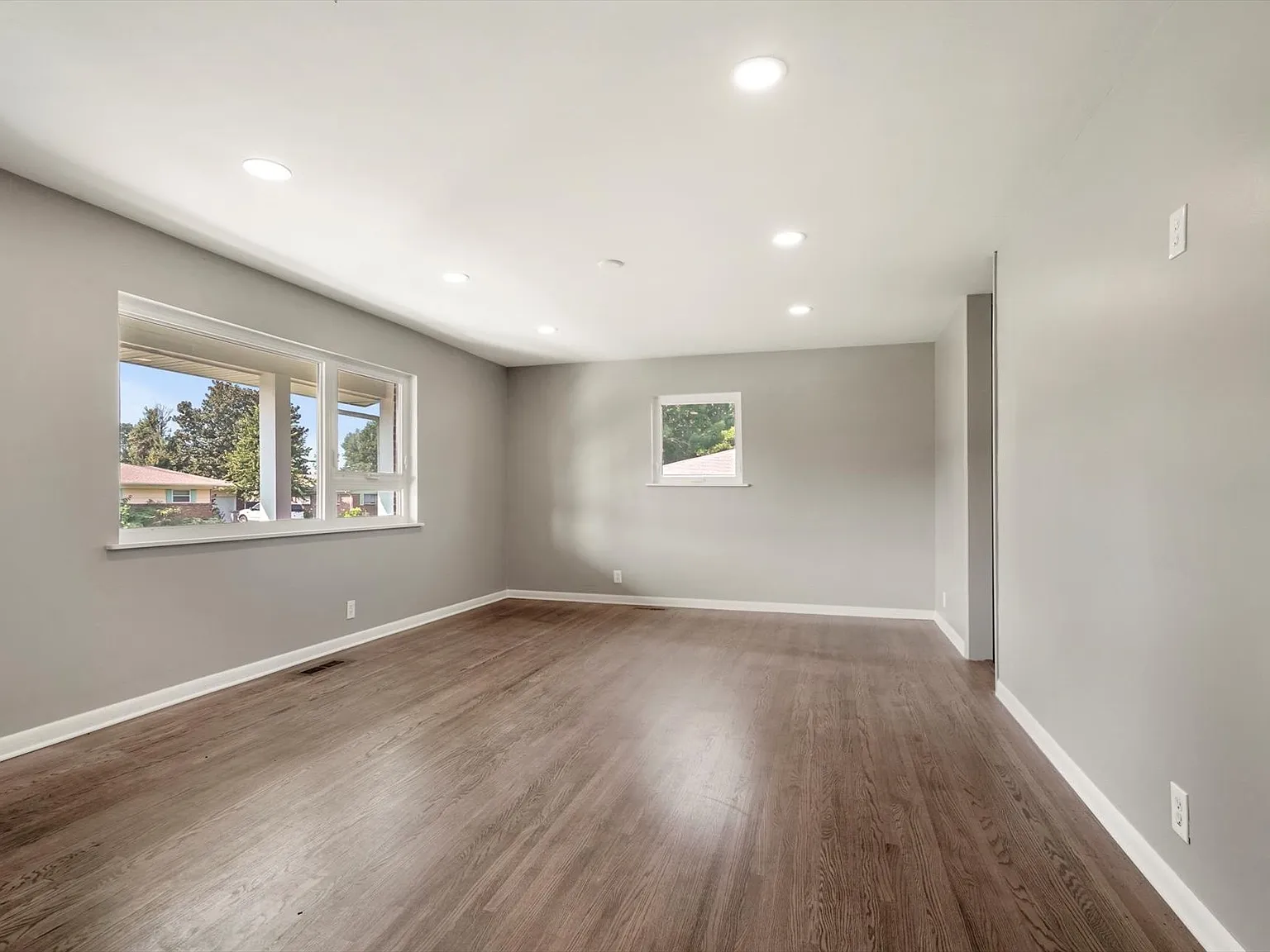 3 bed, 1720 sqft, $2,450 — Photo 1