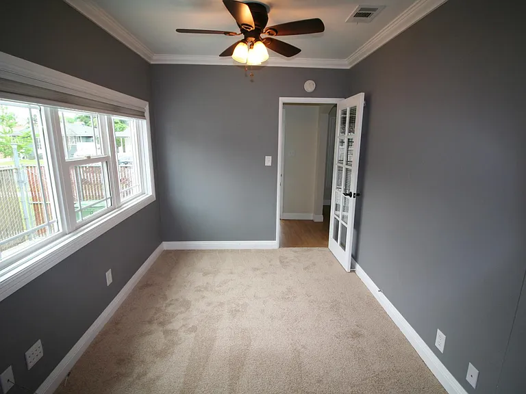 8318 Gonzaga Ave — Photo 15