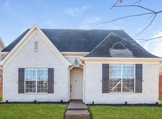 8725 Macon Rd, Cordova, TN 38018