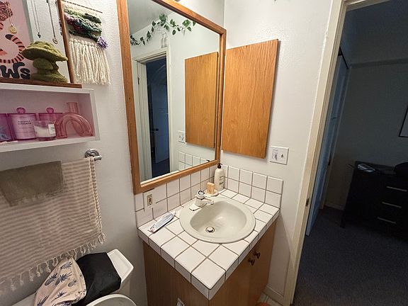 4th image of 45 San Mateo Rd