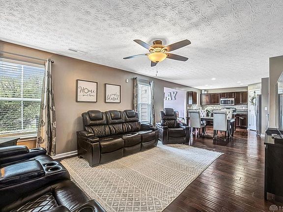 2nd image of 5185 Oak Ave