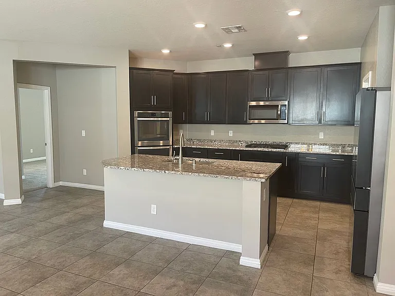 3077 Sarsina Ave — Photo 3