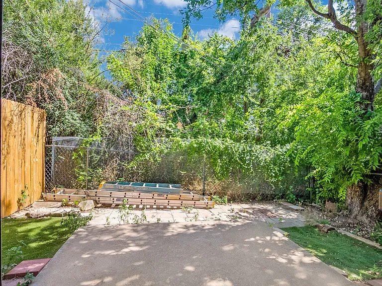 4817 Fletcher Ave — Photo 35