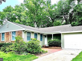 202 Barclay Ln, Cherry Hill, NJ 08034