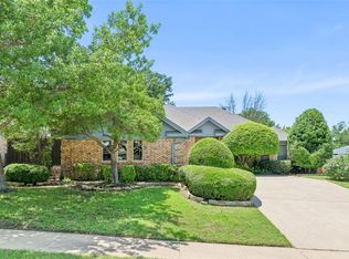 3713 Teal Ln, Bedford, TX 76021