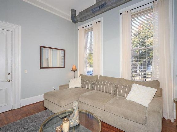 2nd image of 1101 Dayton St #1