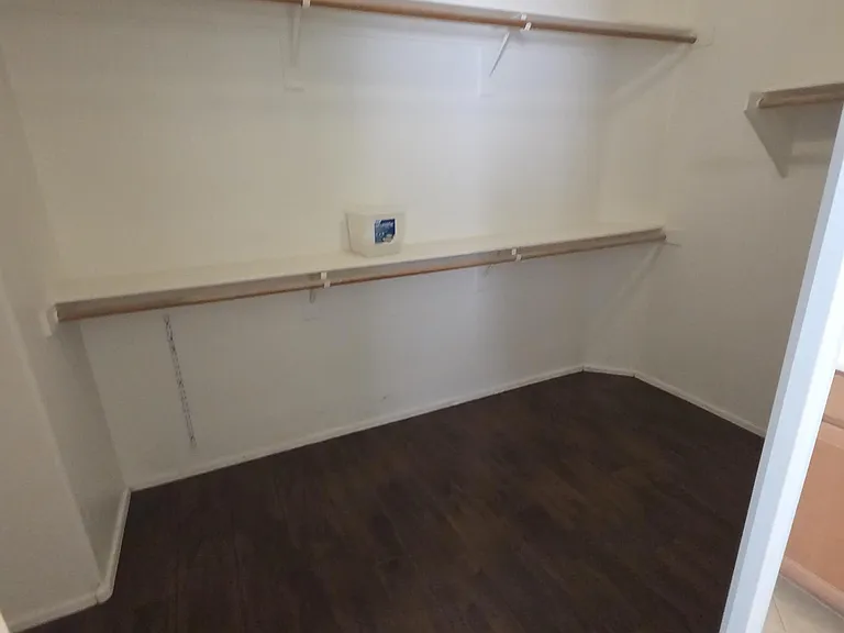 2709 W Redwood Ln — Photo 20