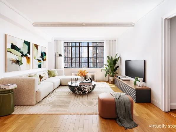 324 East 41st Street image 1 of 15