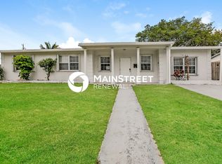 900 NW 199th St, Miami Gardens, FL 33169