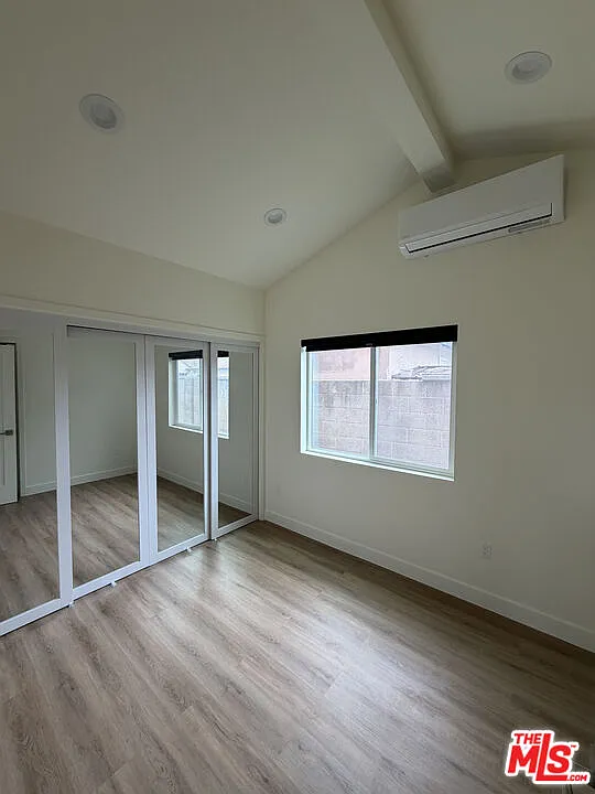 1 bed, 1.0 bath, 368 sqft, $2,395 — Photo 3