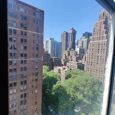 Rented by Palladium Property Group | media 18