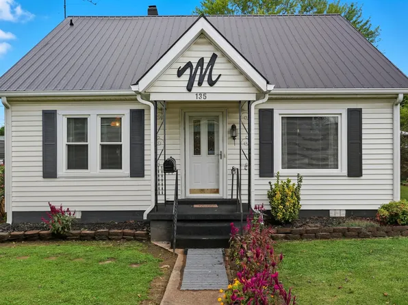 135 Main St, Mc Ewen, TN 37101