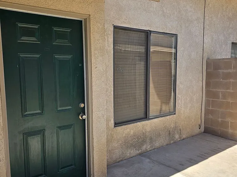 8110 Laborough Dr — Photo 3