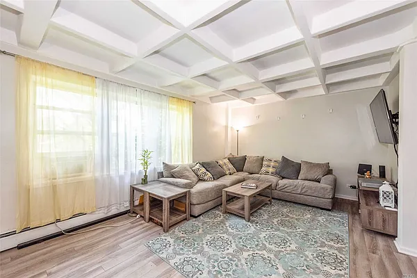 Sold by Century 21 American Homes | media 22