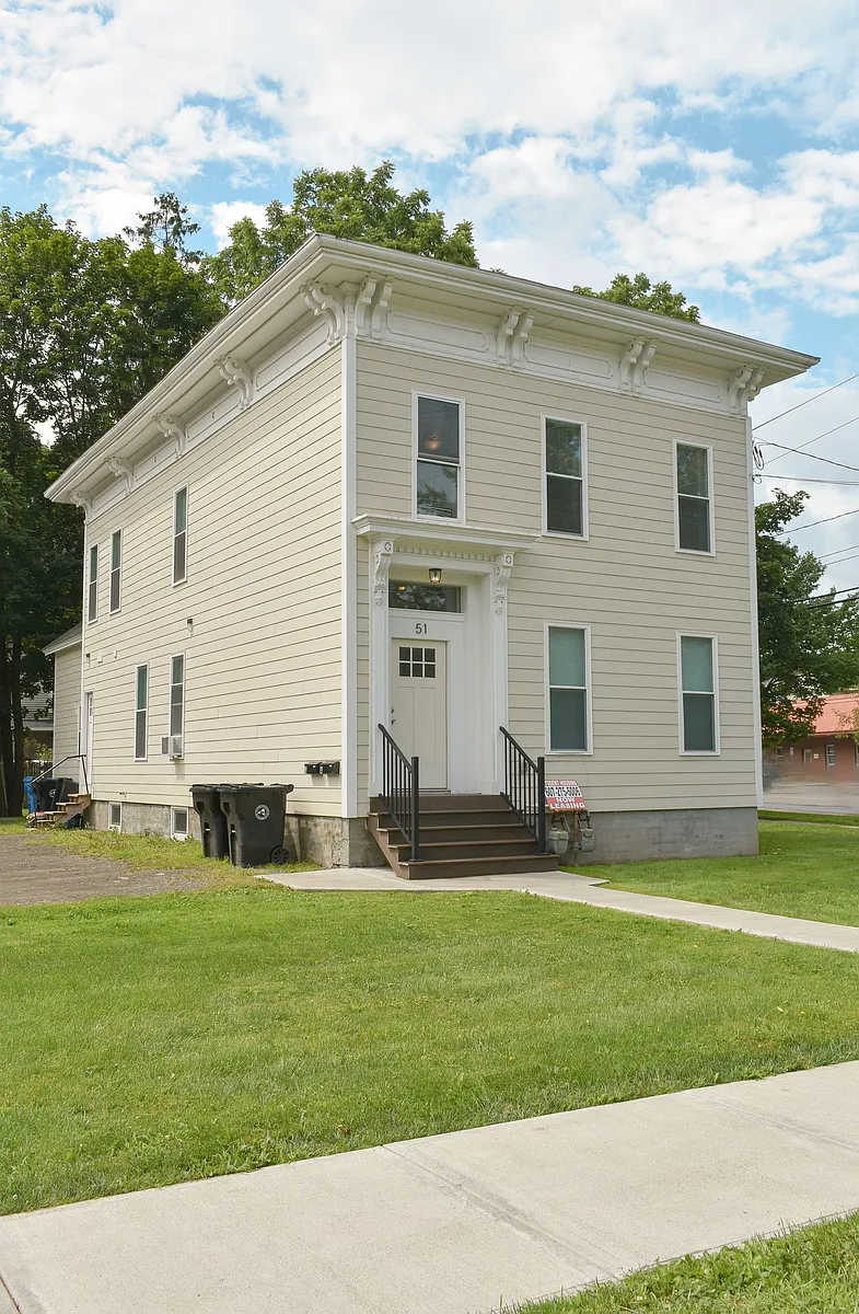 Building Photo - 51 Union St