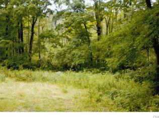 133 Padanaram Rd, Danbury, CT 06811