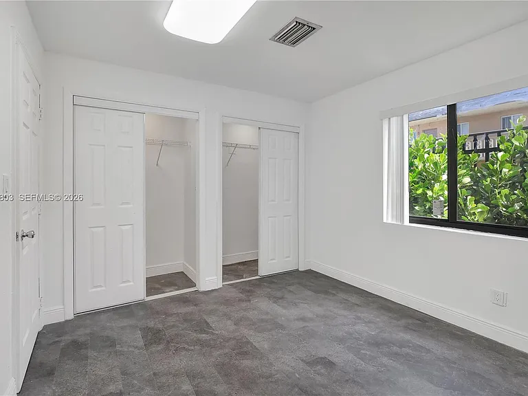 5980 SW 40th Ave #E — Photo 26
