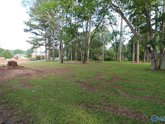 2nd image of 1205 7th St SW