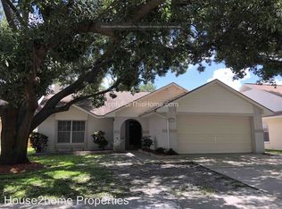 1617 Bent Pine Way, Brandon, FL 33511