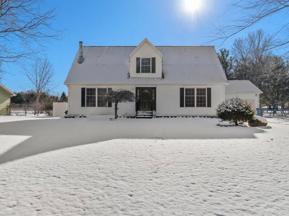301 N Bend Dr, Bristol, IN 46507