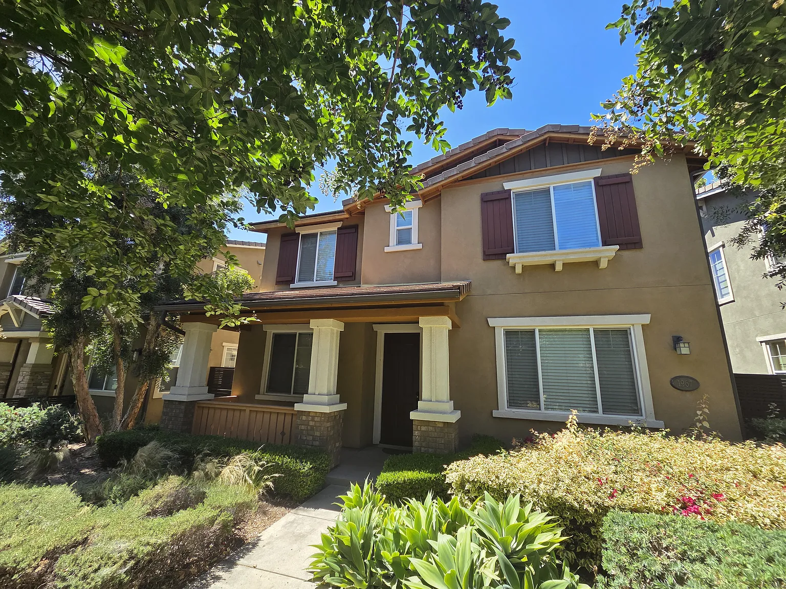 2 bed, 1770 sqft, $3,650 — Photo 1
