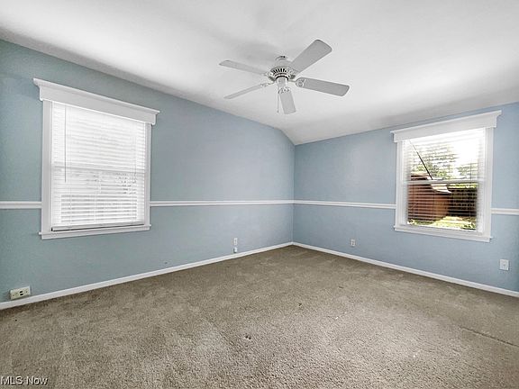 3rd image of 249 Franklin Dr