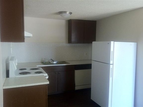 4th image of 1240 S Memorial Dr APT A3