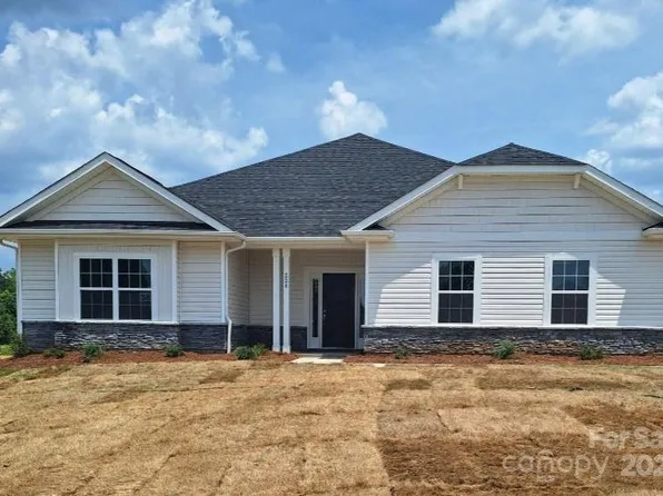 228 Mountain Island Dr #38, Statesville, NC 28677