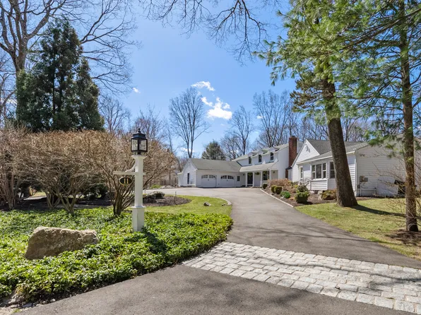 11 Tannery Lane South, Weston, CT 06883