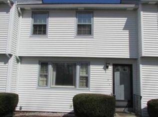 41 Groton St APT 2, Pepperell, MA 01463