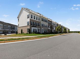 17137 Branched Oak Rd, Dumfries, VA 22026