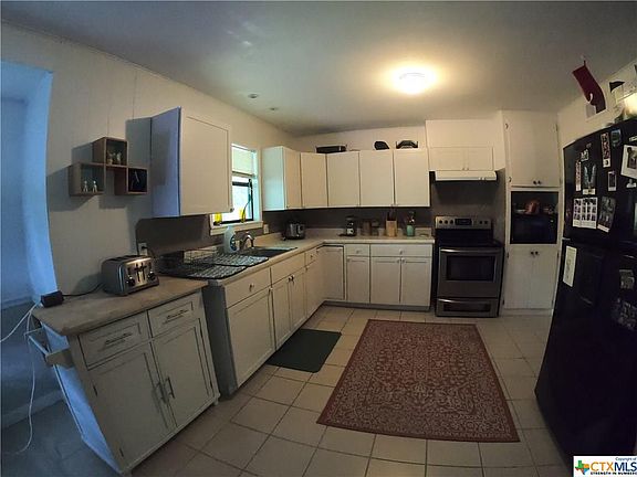 3rd image of 1214 N Barbara Dr