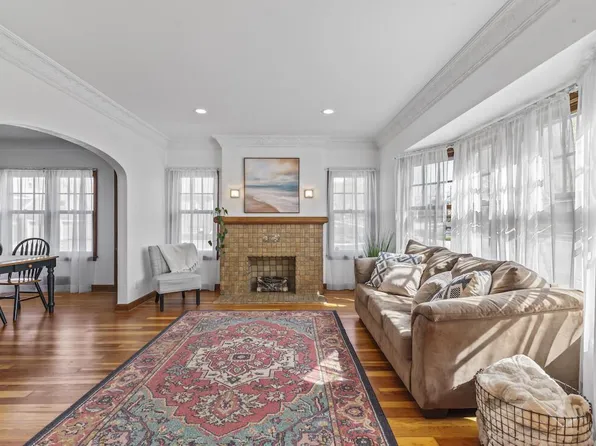 2379 North 59th STREET, Milwaukee, WI 53210