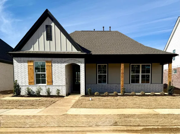 612 Bolivar Dr, Nesbit, MS 38651